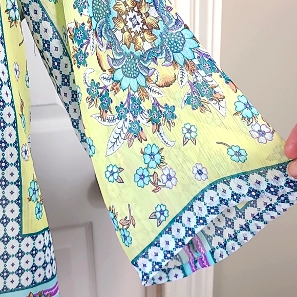 Roz & Ali Boho Blouse - Picture 4 of 11